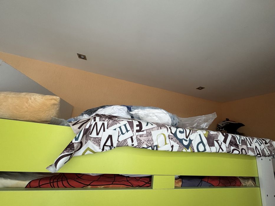 Продается кровать-стол-шкаф бу