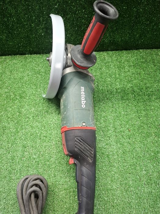 Голям мощен шлайф на Metabo WE 23-230 MVT