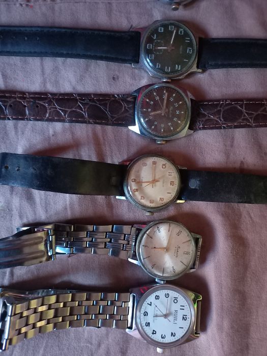 Ceasuri mecanice rusesti și quartz de dama