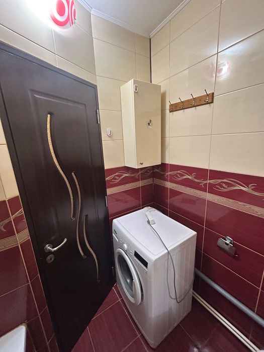 Garsonieră de închiriat în Poarta 6
