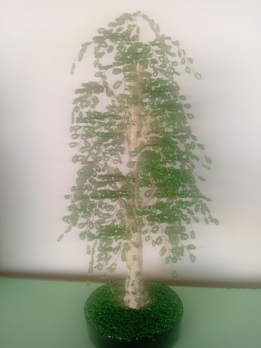 Дерево из бисера