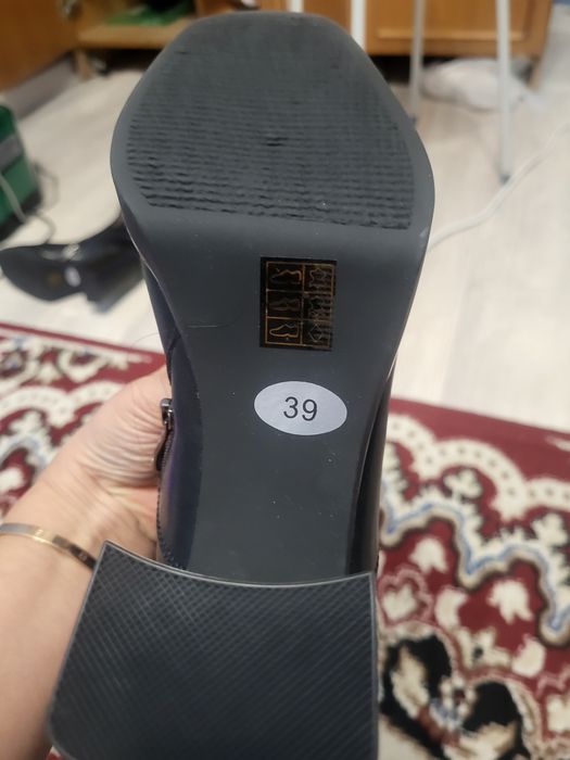 Продам сапоги  натуральная кожа