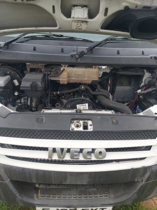 Injector iveco daily 2.3 și 3.0  euro 4