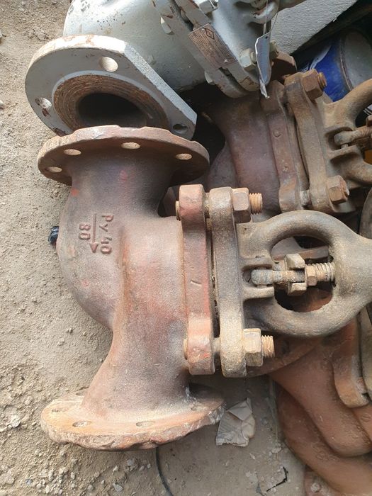 Задвижки новый бу