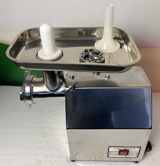 Masina de tocat carne profesionala MK-12, 850W