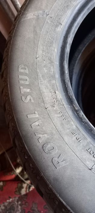 Продам шины зимние