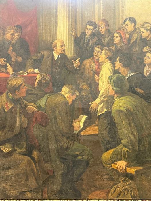 В.И. Ленин среди делегатов III съезда РКСМ