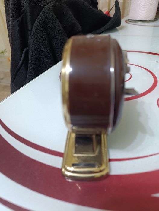 Ceas de masă Diamond