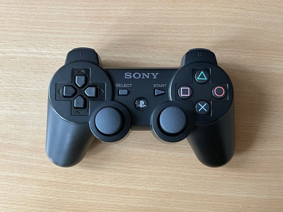 PlayStation 3, 500gb, foarte putine ore de functionare