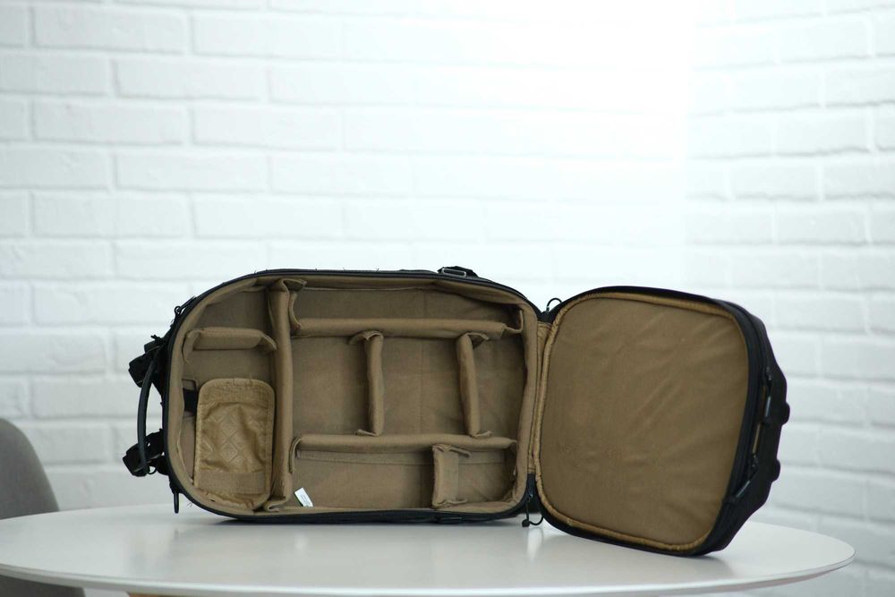 Здравйте! Продавам фотографска раница Pillbox Hardshell , Hazard 4.