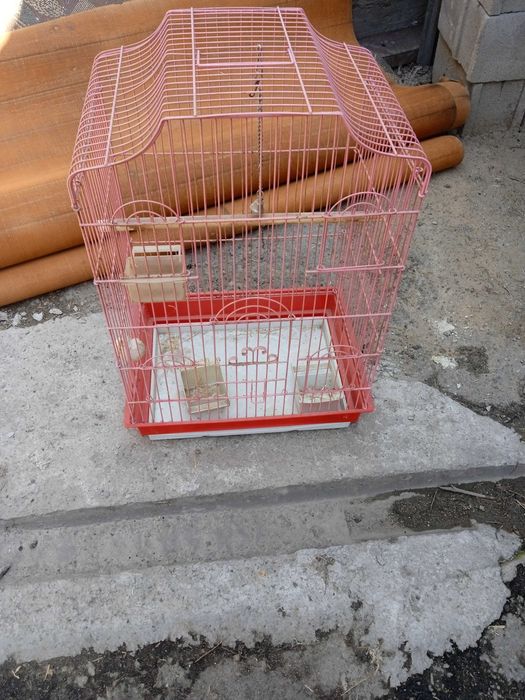 Клетка для средних попугаев