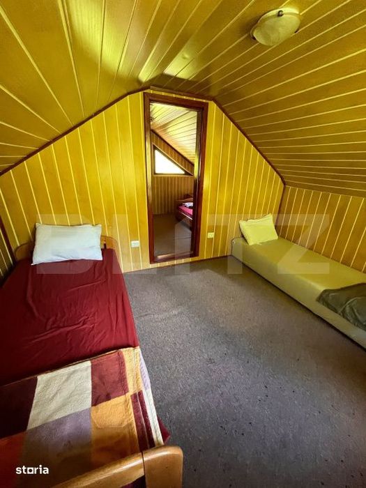 Casa de vacanta cu 4 camere, 1470 mp teren, Sugag