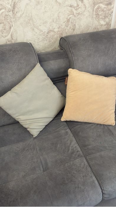 Одеяла подушки покрывало прстельное