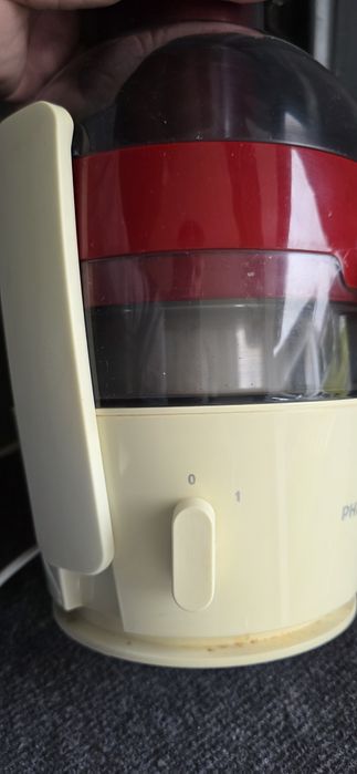 Storcător de fructe Philips