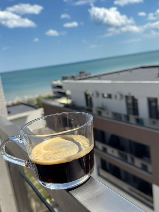 Studio Mamaia nord- 1 minut de plaja —VEDERE LA MARE —- 20-23 Iulie -1000 lei