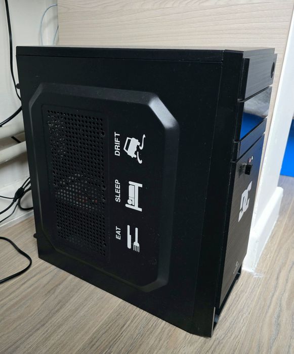 Intel Core I5/  GeForce 1050 Ti/ 16GB RAM