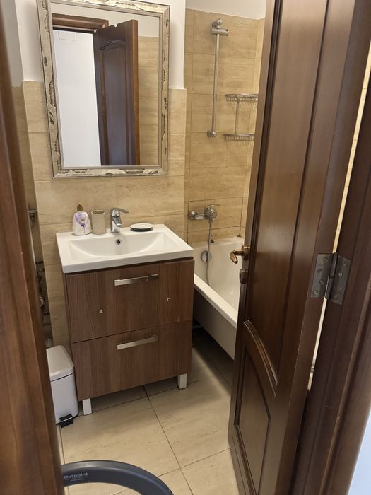 Apartament 4 camere decomandat Lujerului  Militari