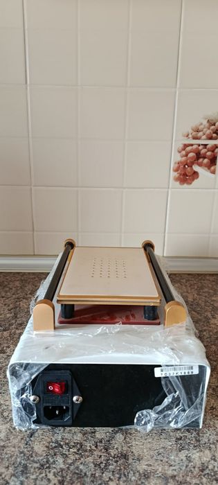 Vacuum LCD Separator