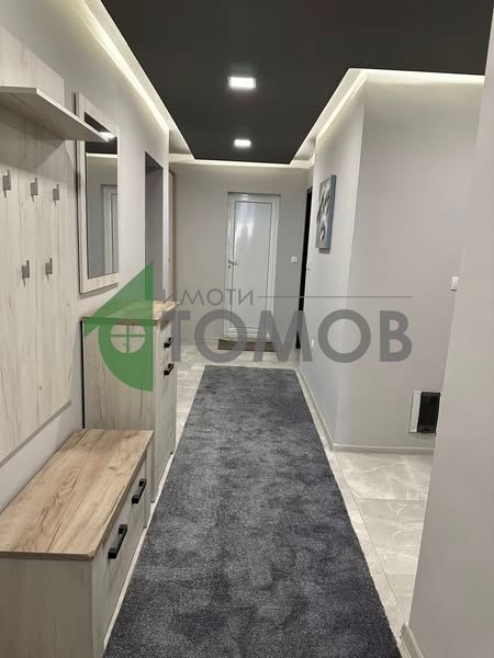 Дава се под наем Четиристаен апартамент в Стара Загора, Била - 250 кв.м за 714 € - Снимка #5