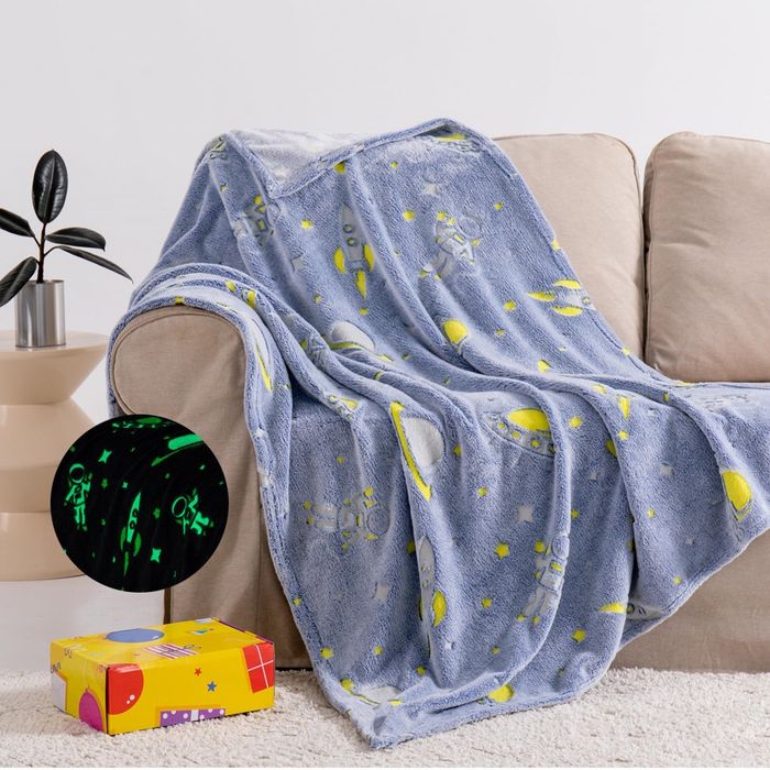 Магическо светещо одеяло със звезди