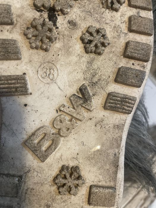 Оригинални зимни ботуши