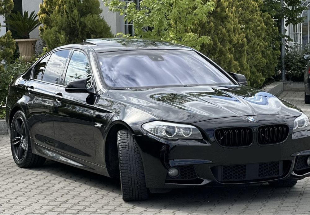 Aripa stanga / dreapta BMW seria 5 f10 / f11 culoare ALB / Negru / Gri / B39 / A90 / B90 / 475 / 668 / 689 / A89 / 416
