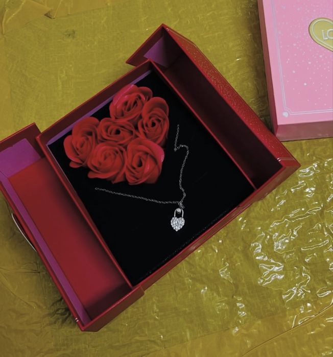 Женский набор на 8 марта