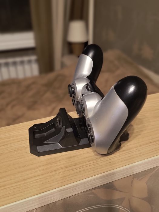 Двойно Зарядно за ps4 контролер/джойстик