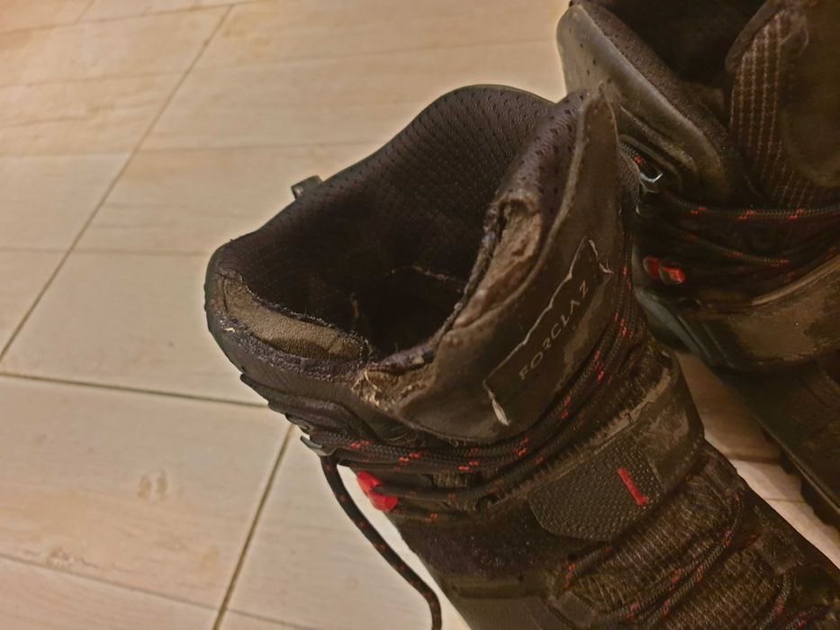 Bocanci Forclaz marimea 43