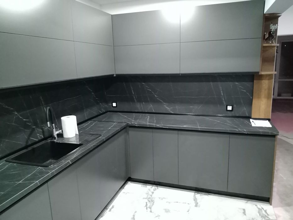 Продава се Тристаен апартамент в Силистра, Митница - 93 кв.м за 1015 €/кв.м - Снимка #1