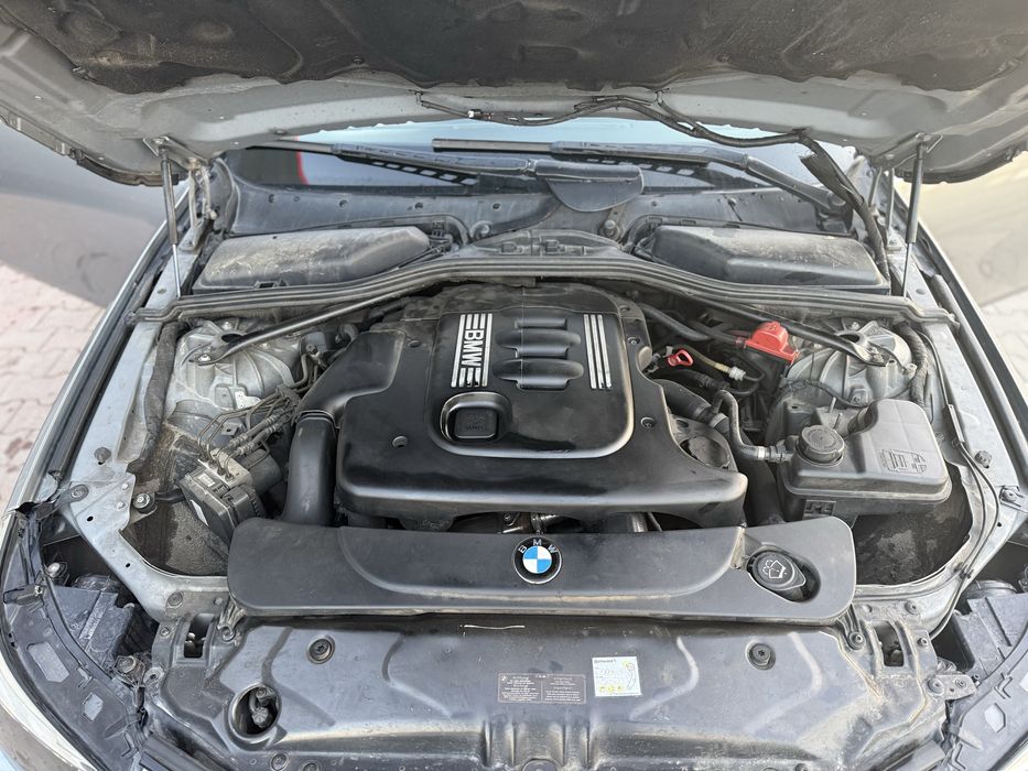 Bmw e60.
