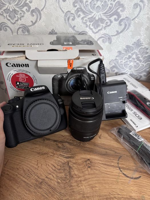 Фотоаппарат Canon