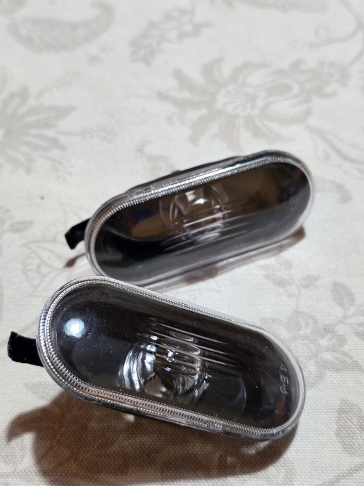 Черни странични калник мигачи за Фолксваген VW, SEAT, SKODA