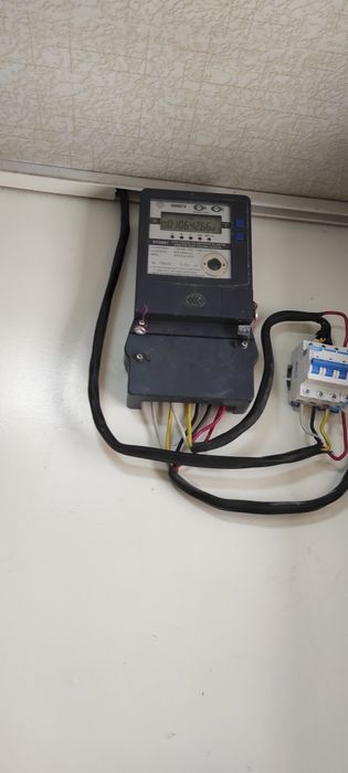 Уч фазали сшотчик