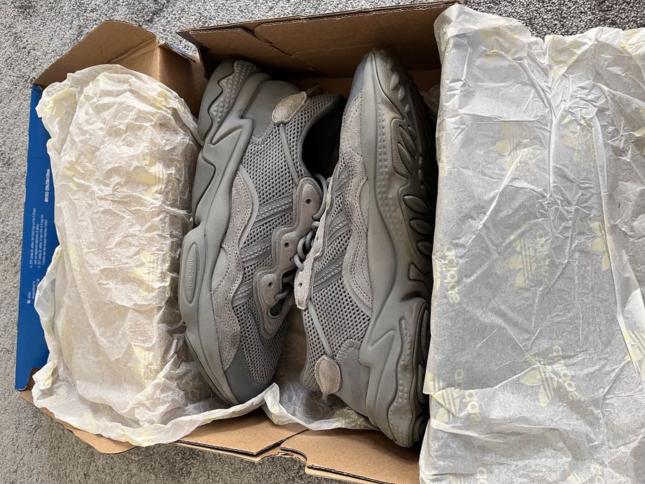 Incaltaminte Adidas OZWEEGO