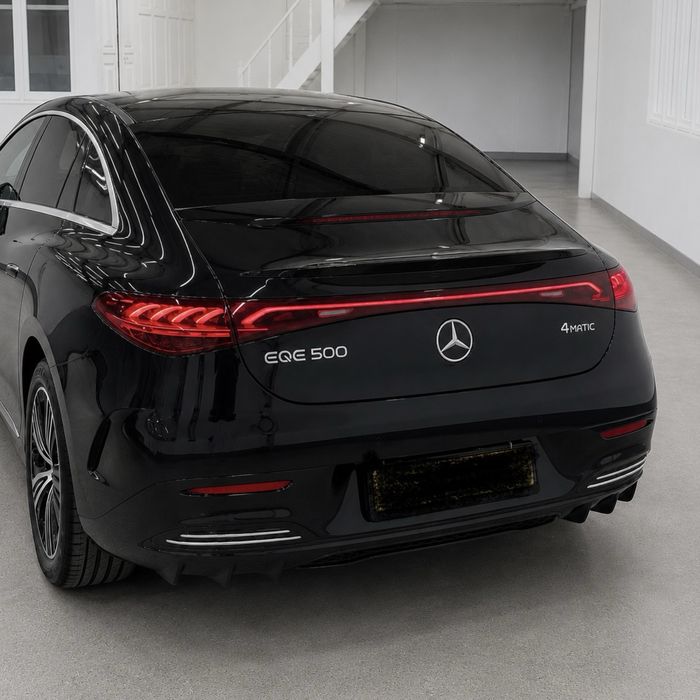 Mercedes Benz EQE 500 EV 2024