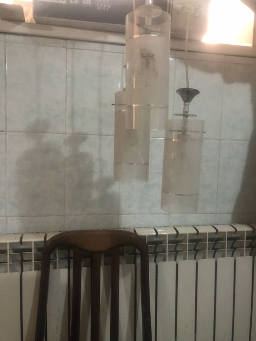 Продам люстры б/у