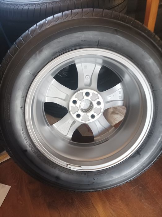 Roti Toyota RAV4 4