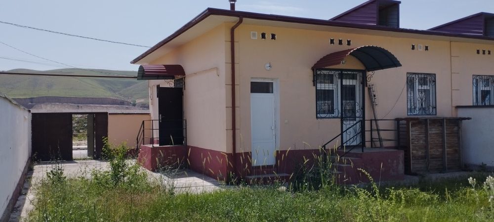 Уй сотилади. Продаётся дом.