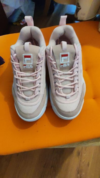 FILA DISRUPTOR 2 Маратонки Unusex размер 37 стават на 36, 36.5 и 37