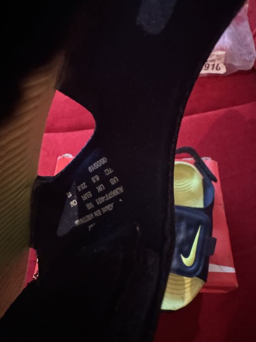 Детски дрехи 9-12м и обувки 25н