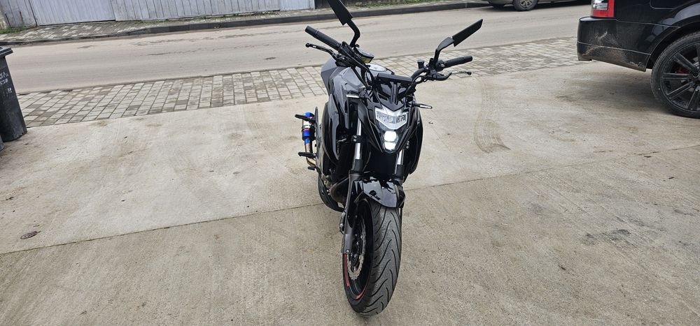 Vând cf moto 650nk