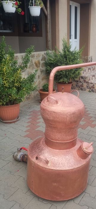Cazan din  cupru  pentru tuica