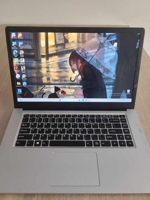 Продам Ноутбук SSD 120/8GB