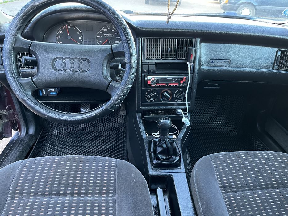 Ауди 80 в отдичном состоянии