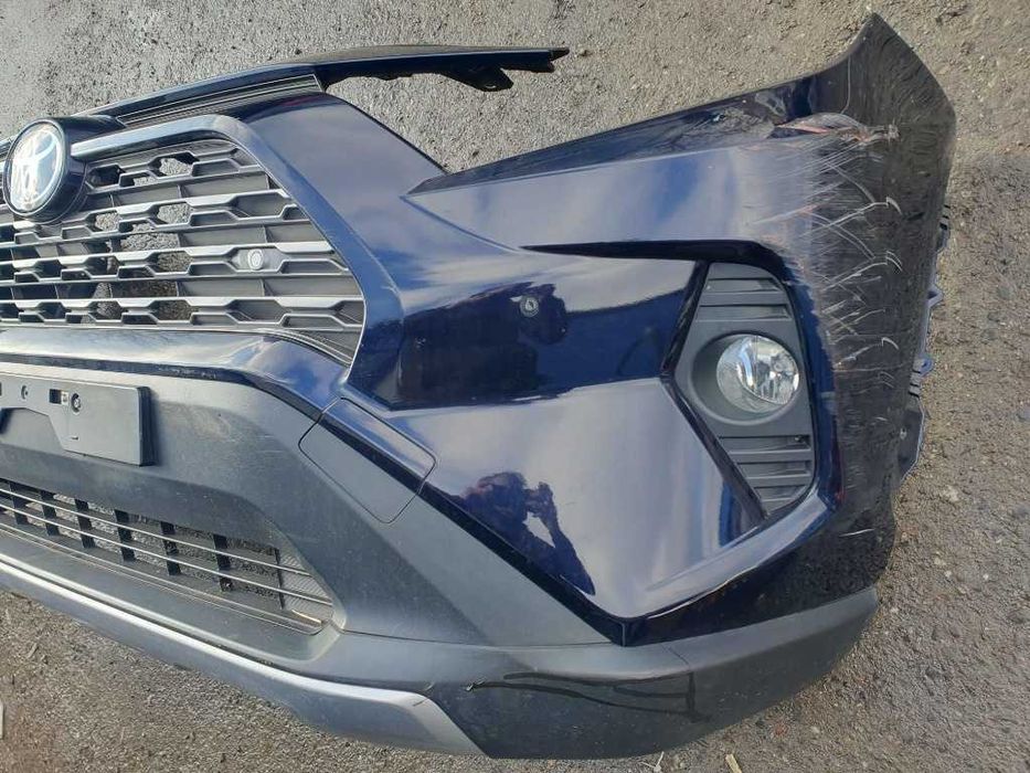 Bara fata Toyota Rav 4 2020