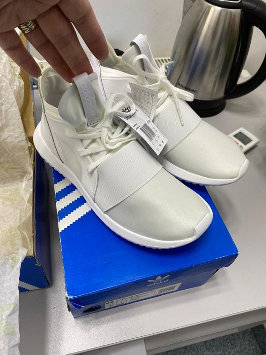 Adidas Tubular Defiant W