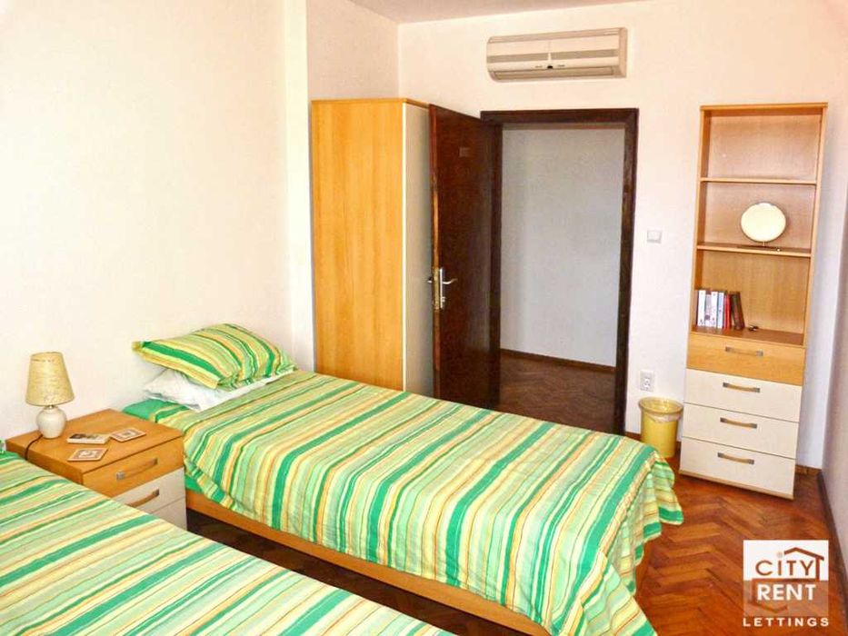 Дава се под наем Етаж от къща в Велико Търново, Център - 100 кв.м за 330 € - Снимка #6