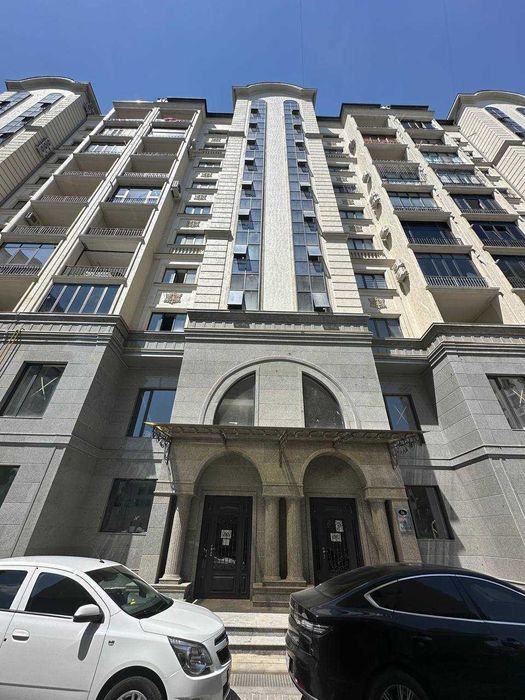 Продается эксклюзивная квартира с террасой в ЖК Мухташам