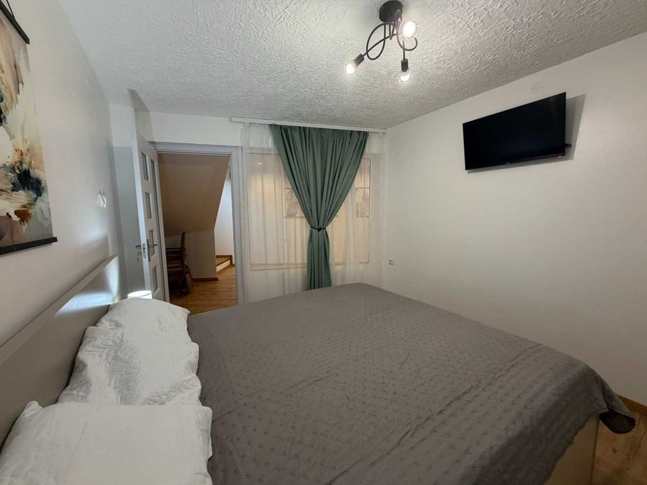 Продава се Тристаен апартамент в Велико Търново, Колю Фичето - 106 кв.м за 1595 €/кв.м - Снимка #8